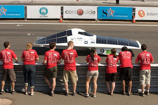 3 021 km à l’énergie solaire