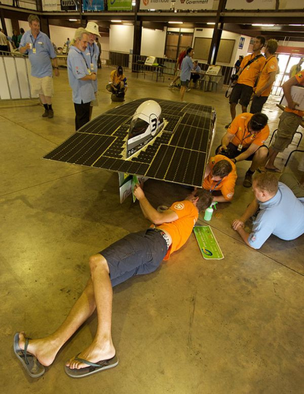 3 021 km à l’énergie solaire