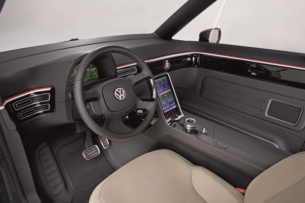 Première mondiale du concept électrique Volkswagen Taxi Milano à la foire d'Hanovre