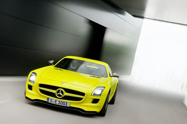 Mercedes développe un prototype électrique de voiture ultra sportive