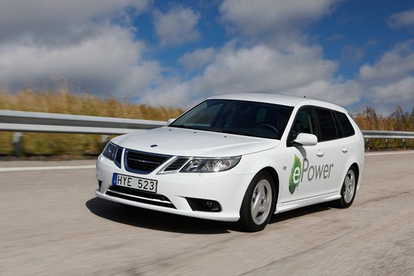 Un prototype de Saab 9-3 SportHatch électrique dévoilé à Paris