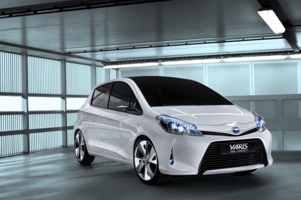 Toyota présente le concept Yaris Hybride HSD au salon de Genève