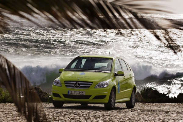 Un tour du monde de plus de 30 000 km en Mercedes Classe B F-Cell à pile à combustible