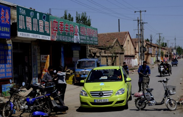 Un tour du monde de plus de 30 000 km en Mercedes Classe B F-Cell à pile à combustible