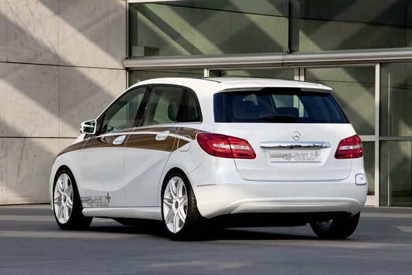 Mercedes-Benz présente un concept de véhicule électrique à prolongateur