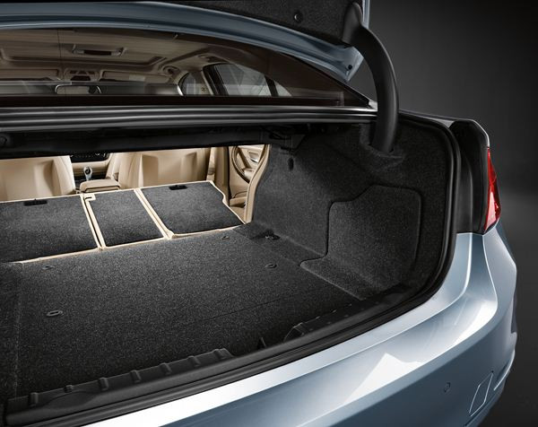 Une version hybride de la Bmw Série 3 annoncée à l’automne 2012