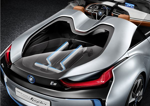 BMW dévoile le i8 Concept Spyder