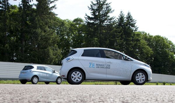 Un record du monde de 1 618 km parcouru en 24 heures pour la Renault Zoe électrique