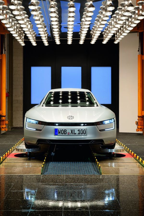 La voiture 1 litre de consommation de Volkswagen passe de la vision à la très petite série