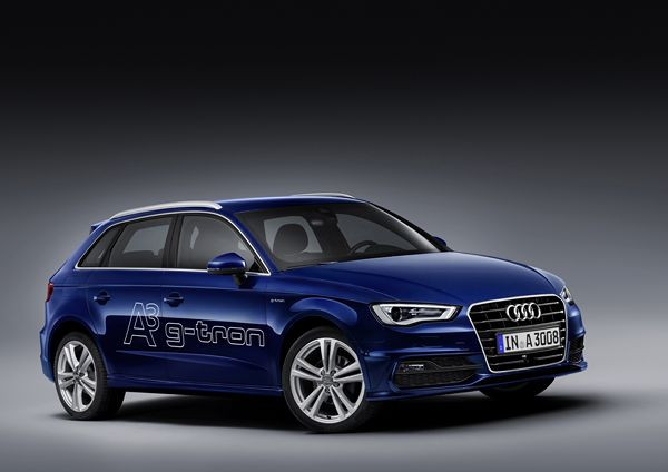 Une Audi A3 Sportback g-tron au fonctionnement bivalent qui roule au gaz et à l'essence