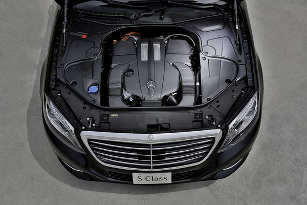 La Mercedes Classe S hybride rechargeable affiche une consommation de 3 litres