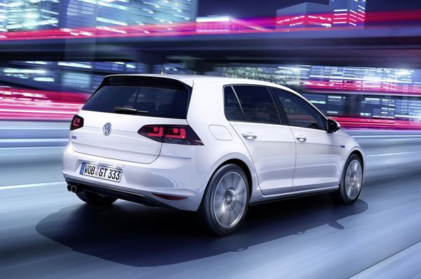 La Volkswagen Golf GTE hybride plug-in essence consomme 1,5 litre aux 100 km