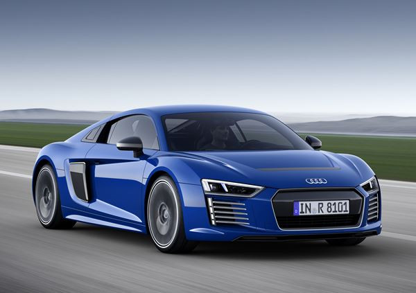 L'Audi R8 e-tron électrique revendique une autonomie de 450 km