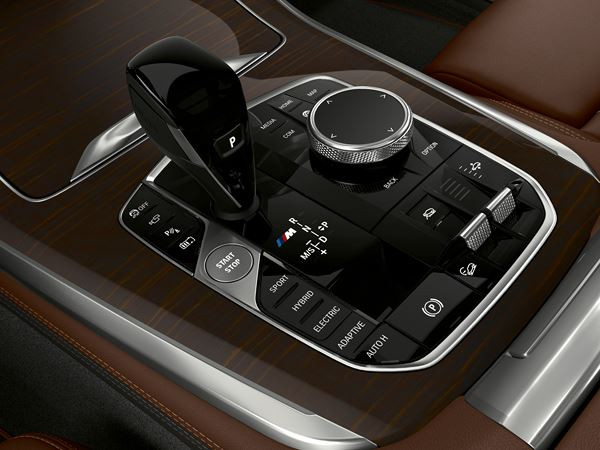 La BMW X5 xDrive45e iPerformance affiche des émissions de CO2/km de 49 grammes
