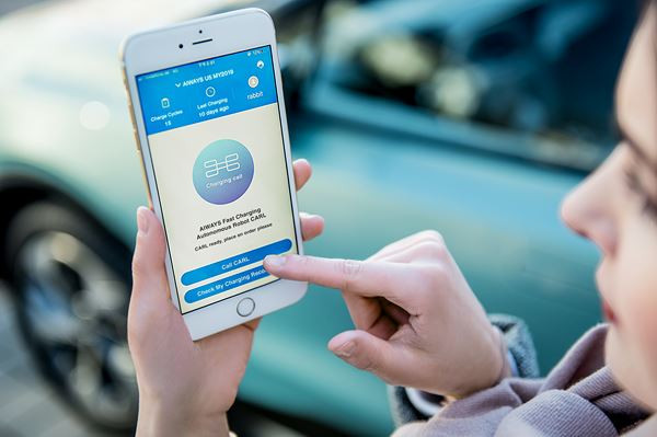 Le robot chargeur autonome mobile Carl d’Aiways administre une charge rapide