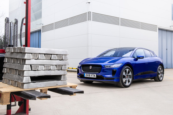L’aluminium récupéré sur des véhicules Jaguar Land Rover en fin de vie est réutilisé