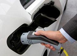Le véhicule électrique a une empreinte carbone inférieure sur son cycle de vie