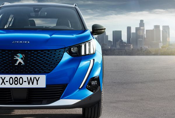 Le SUV électrique Peugeot e-2008 revendique une autonomie WLTP de 310 km
