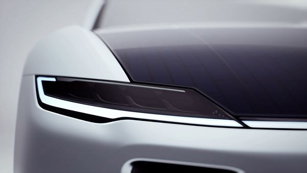 Le prototype électrique Lightyear One roule à l'énergie solaire sur de longues distances