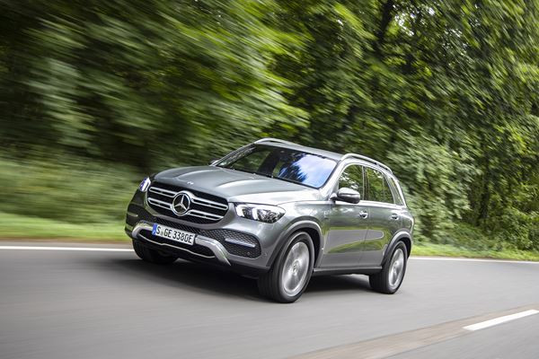 Le Mercedes GLE 350 de 4MATIC peut parcourir 106 kilomètres NEDC en électrique