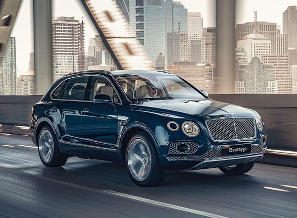 Le grand SUV de luxe Bentley Bentayga se décline en hybride rechargeable