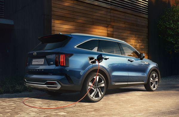 Le grand SUV familial Kia Sorento se décline en version hybride rechargeable