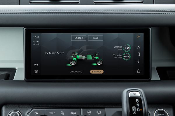 Le Land Rover Defender 110 adopte une motorisation hybride rechargeable de 404 ch