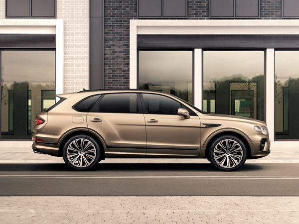 Le grand SUV de luxe Bentley Bentayga se décline en hybride rechargeable de 449 ch