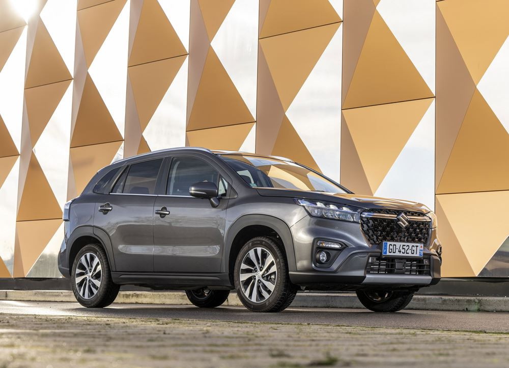 Le Suzuki S-Cross embarque une motorisation hybride auto-rechargeable