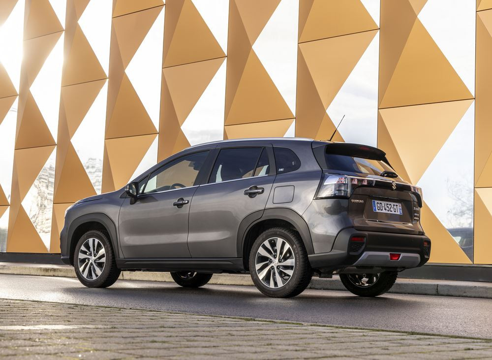 Le Suzuki S-Cross embarque une motorisation hybride auto-rechargeable