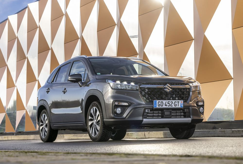 Le Suzuki S-Cross embarque une motorisation hybride auto-rechargeable