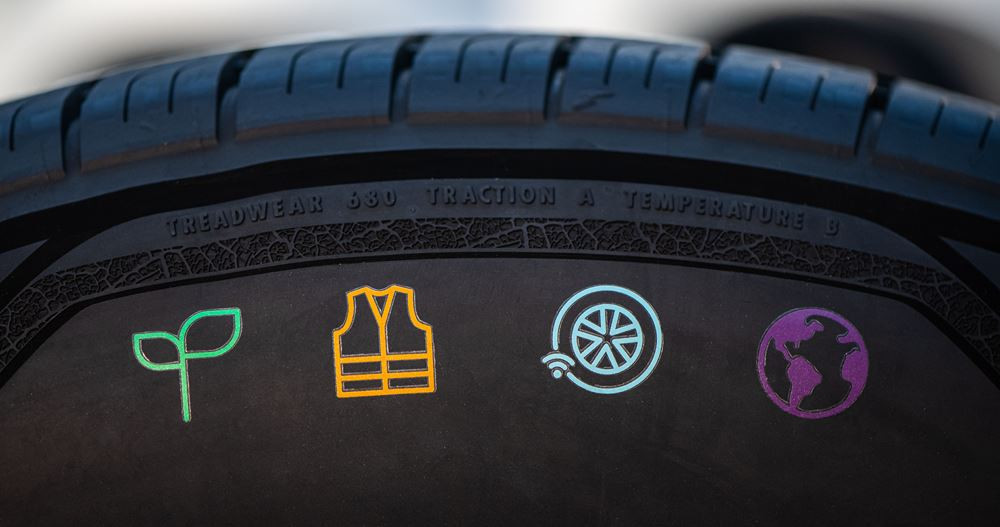 Un pneumatique de démonstration homologué Goodyear contenant 90% de matériaux durables