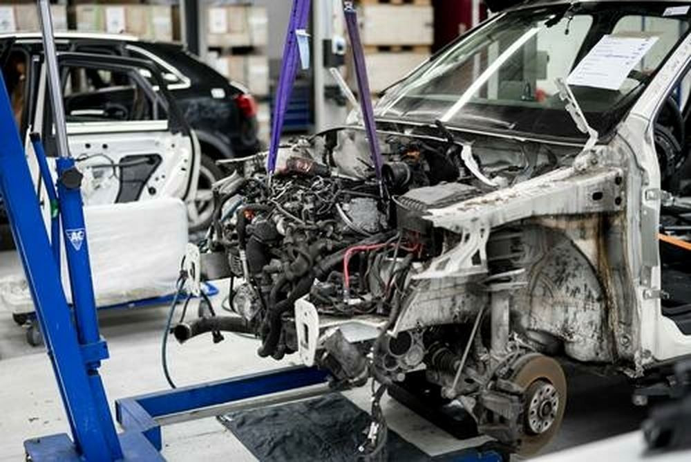 De la ferraille d'acier recyclée utilisée pour fabriquer des voitures