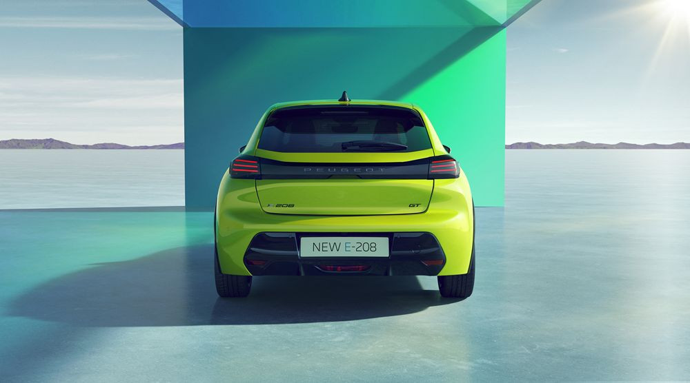 La Peugeot e-208 électrique 115 kW/156 ch propose jusqu'à 400 km d'autonomie WLTP
