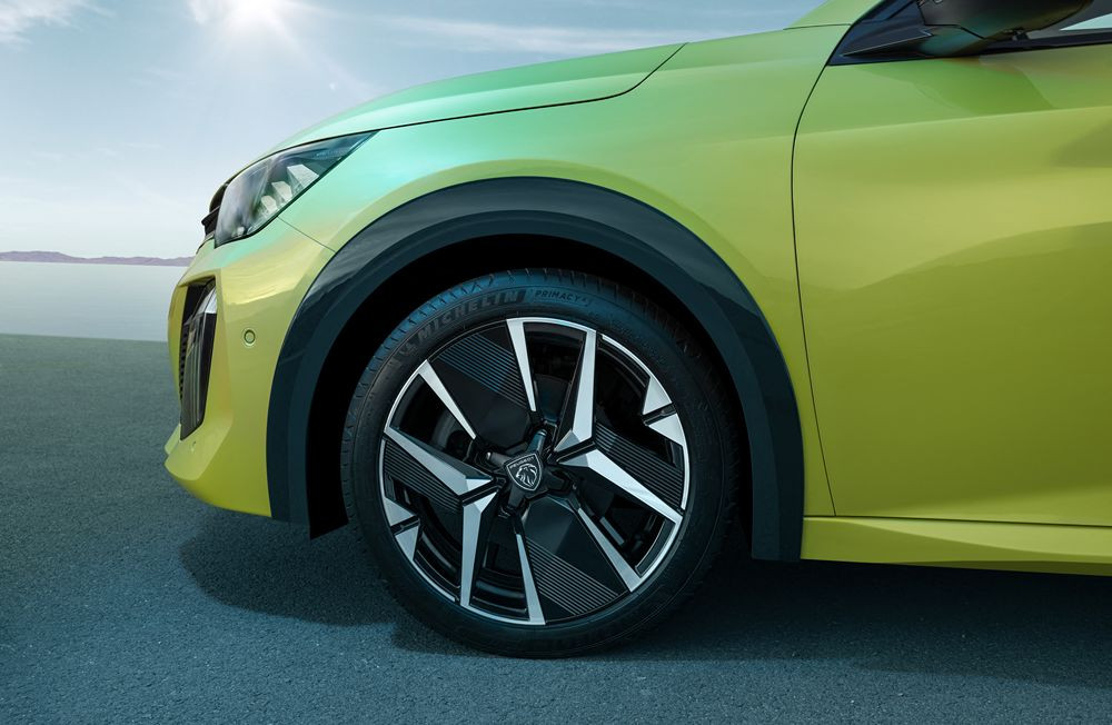 La Peugeot e-208 électrique 115 kW/156 ch propose jusqu'à 400 km d'autonomie WLTP