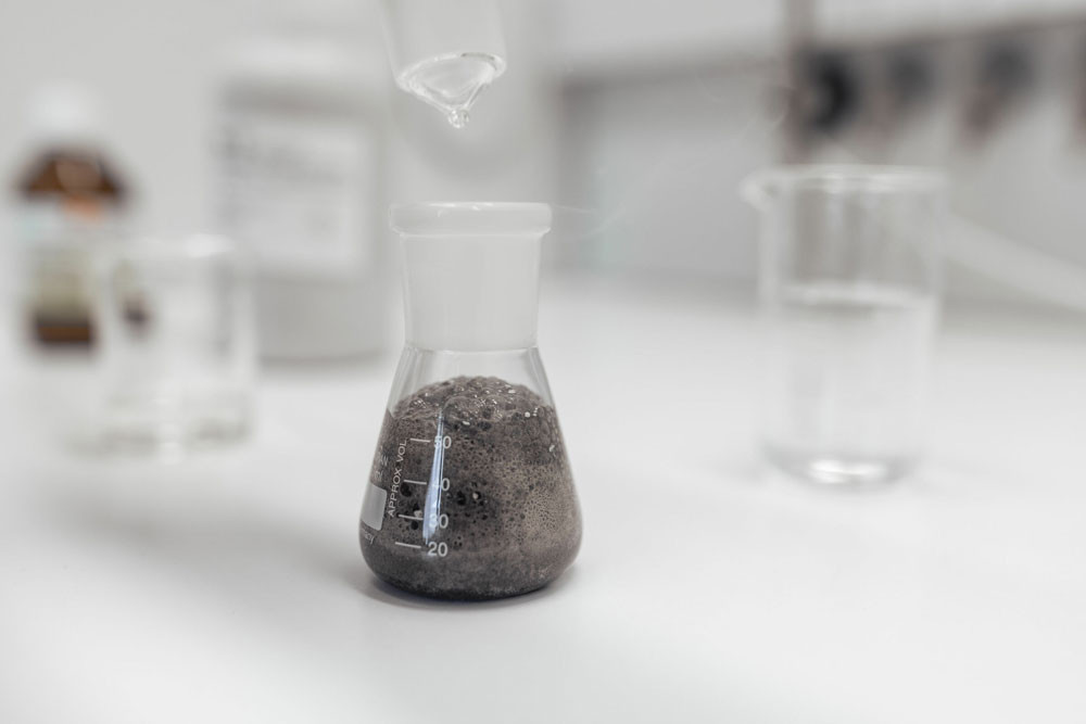 Une recherche de processus de récupération de métaux de haute technologie à partir de déchets électroniques