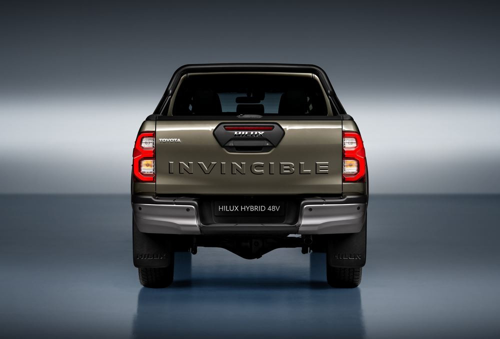 Le pick-up Toyota Hilux reçoit une motorisation diesel hybride 48V