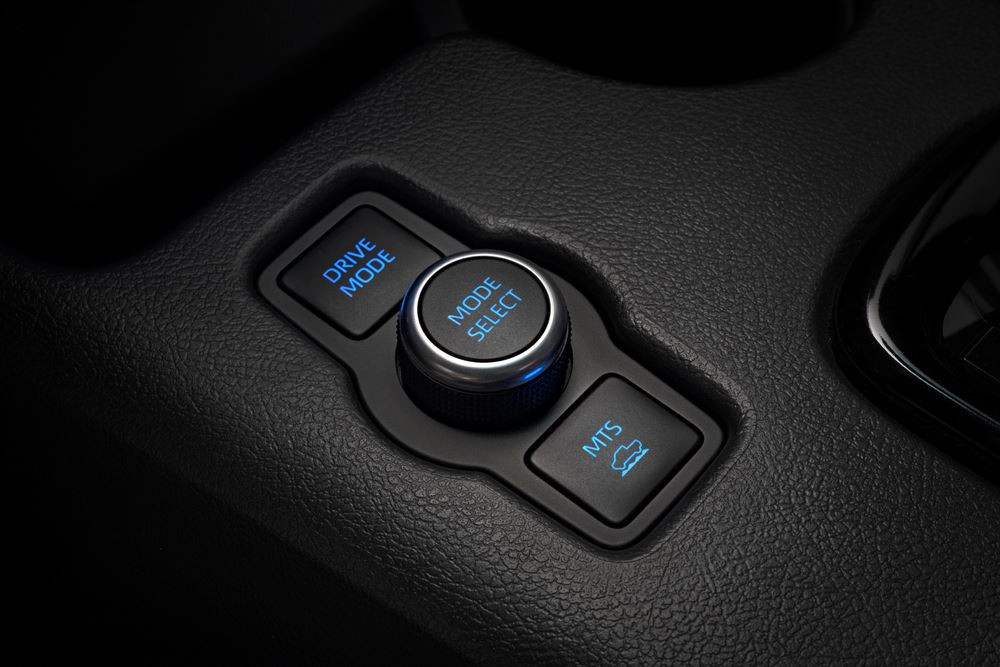 Le pick-up Toyota Hilux reçoit une motorisation diesel hybride 48V