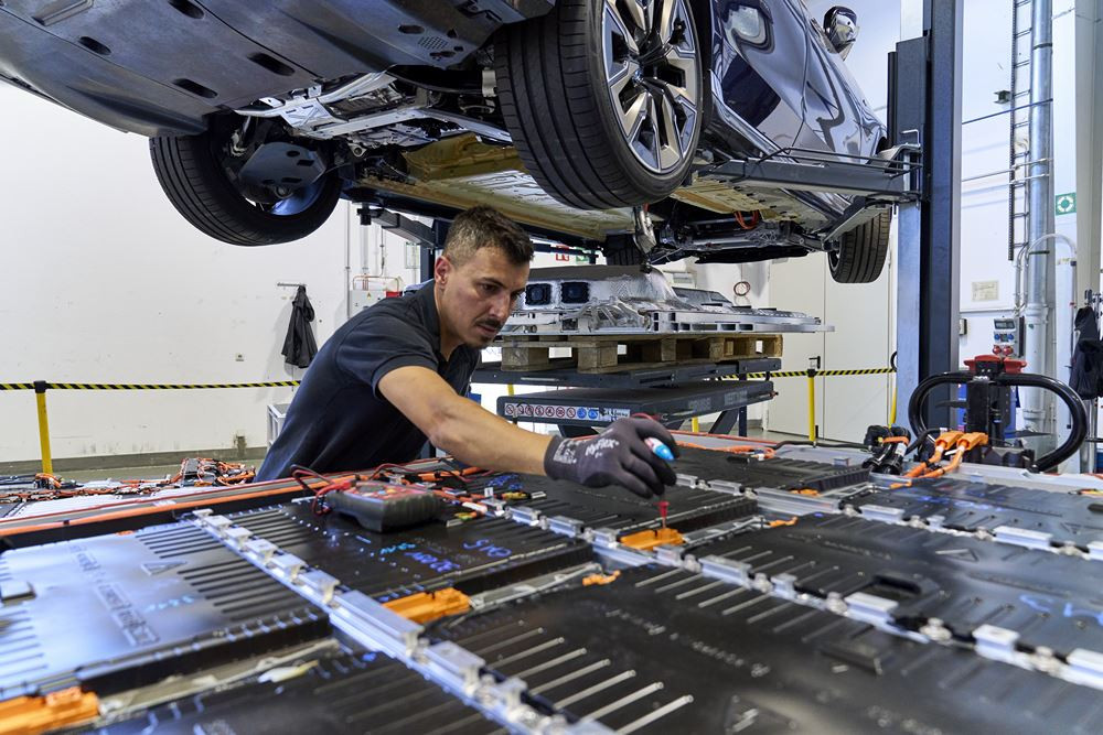Le centre de recyclage et de désassemblage BMW trace la voie vers l'économie circulaire