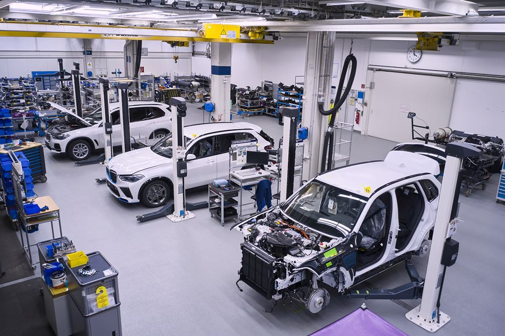 Le centre de recherche et d'innovation BMW de Munich produit la BMW iX5 Hydrogen