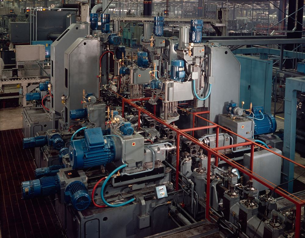 L'usine moteurs Renault de Cléon se transforme pour assurer la transition vers l'électrique