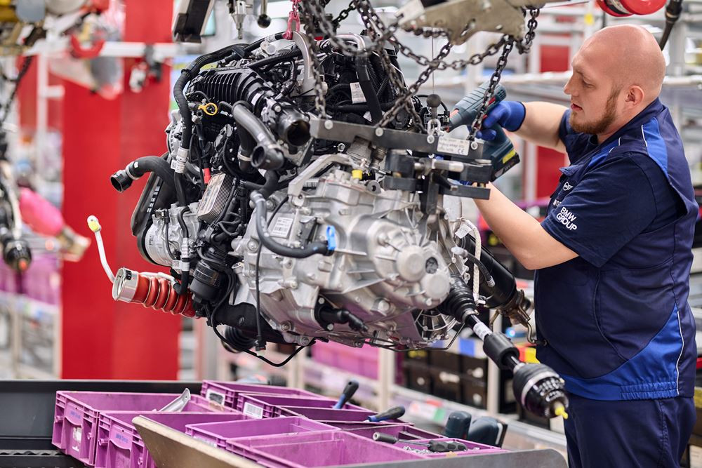 Découverte des chaînes de montage de l'usine BMW de Ratisbonne