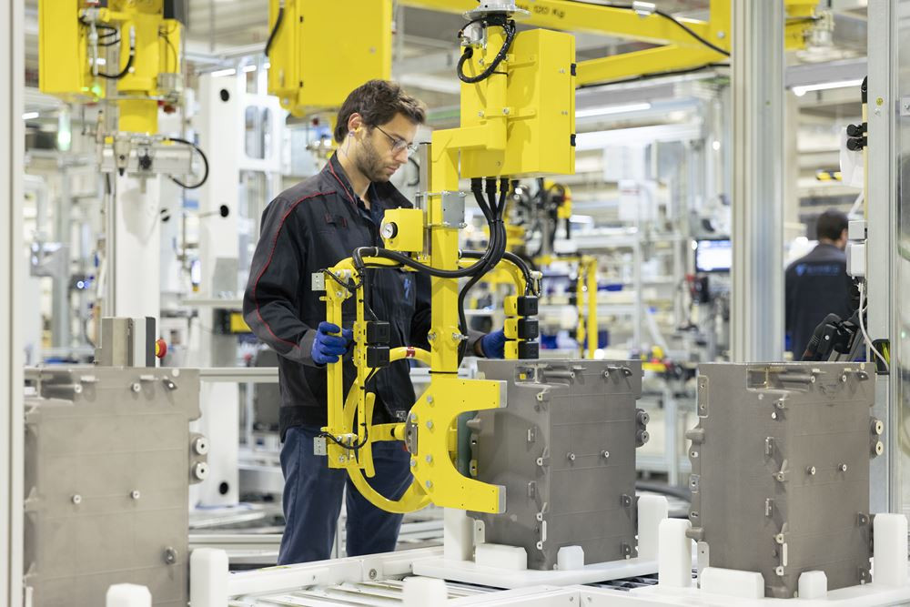 La Gigafactorie SymphonHy de Symbio produit des piles à combustible hydrogène