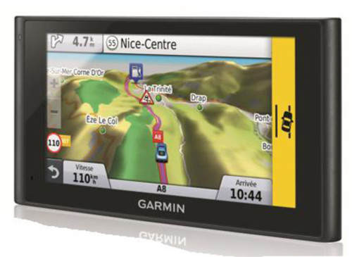 Le GPS Garmin nüviCam intègre une caméra embarquée