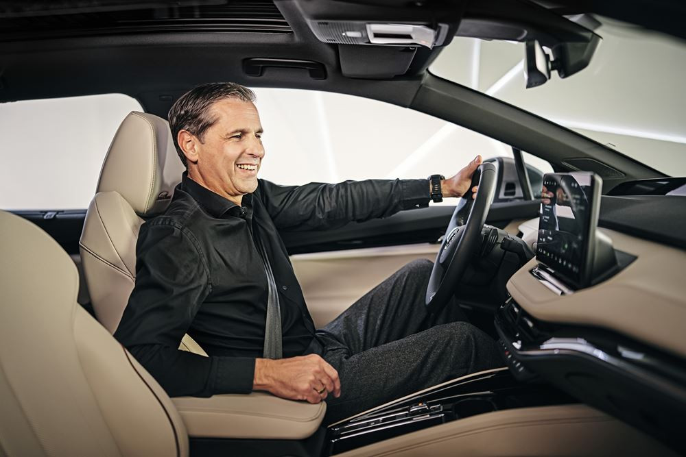 L'assistant vocal « Laura » de Skoda intègre le chatbot ChatGPT