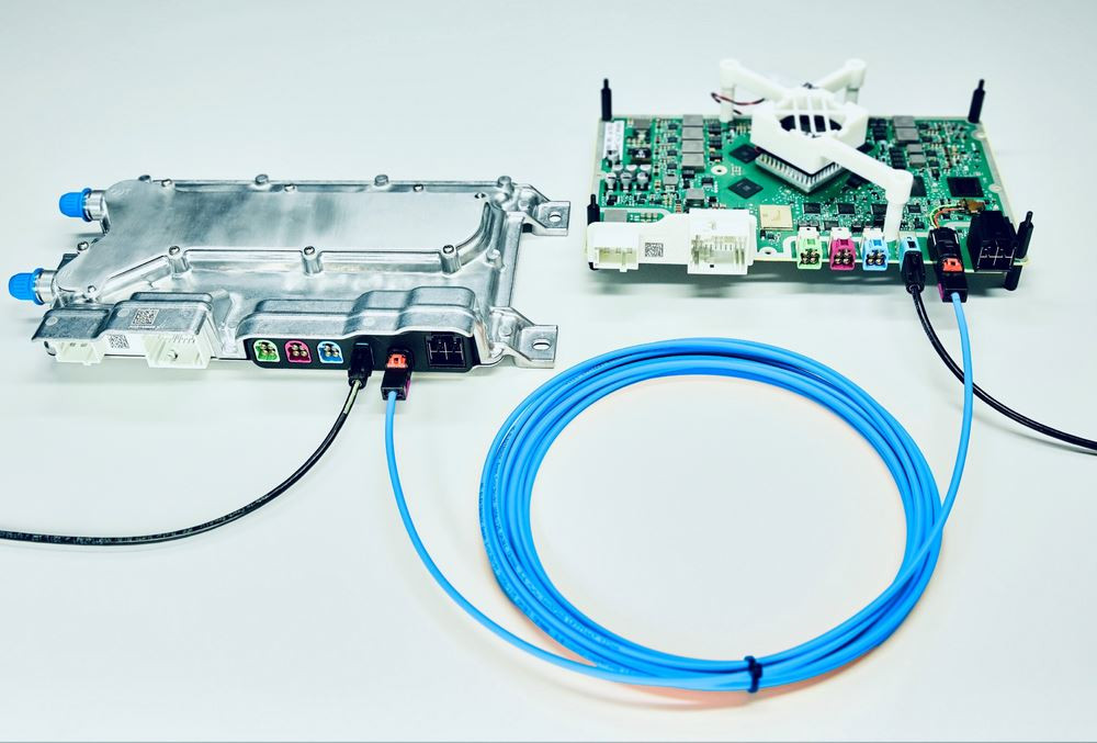 La fibre optique s'installe dans les véhicules définis par logiciel de demain