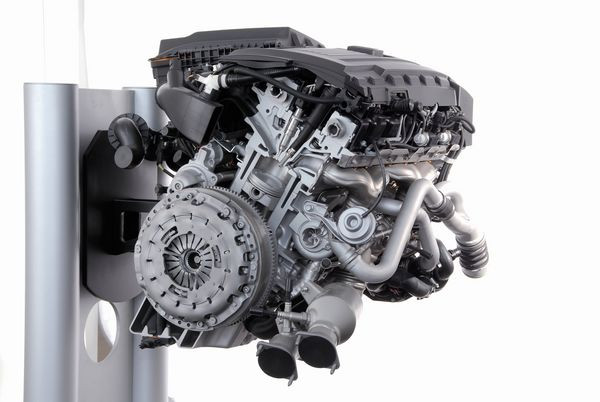 BMW remporte 3 prix à l’élection du « Moteur de l’Année 2009 »