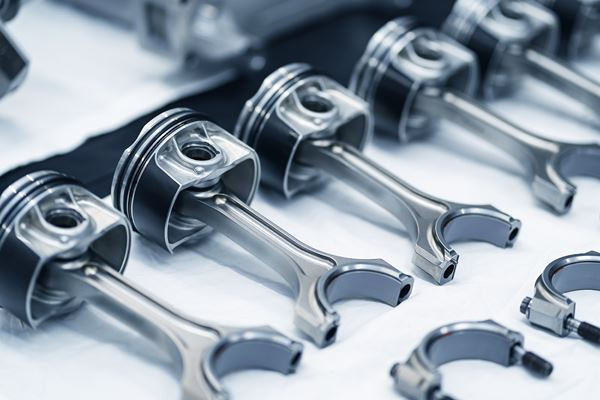 Un moteur 3.0 litres V6 biturbo électrifié Aston Martin pour la supercar Valhalla