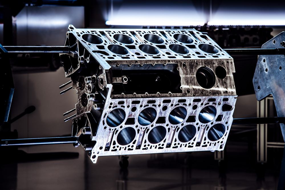 Moteur Bugatti W16 8.0 litres: le dernier 16 cylindres du genre