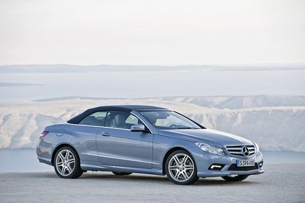 Mercedes lance la nouvelle Mercedes Classe E Cabriolet